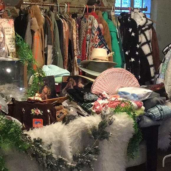 Free People Sweaters - BOHO SUNDAY 2/8 2:30 pst 🌼🙌🌼